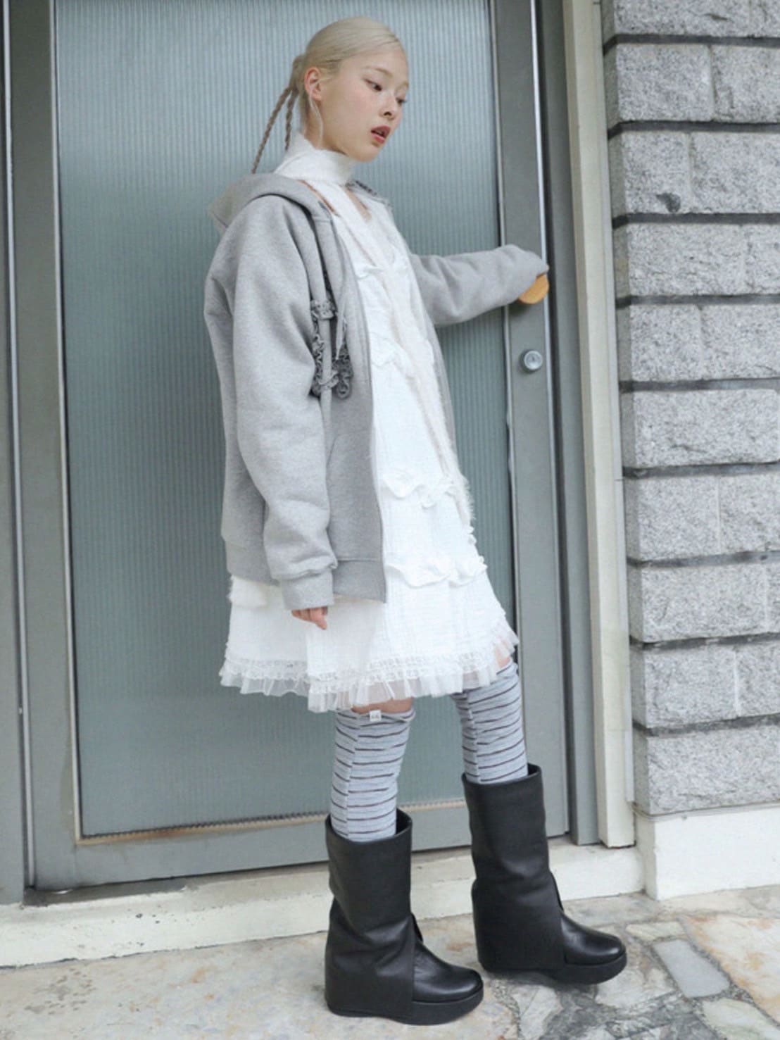 12/21 20:00 再販【Uglyshadow】FLOWER STAR HOODED ZIPUP