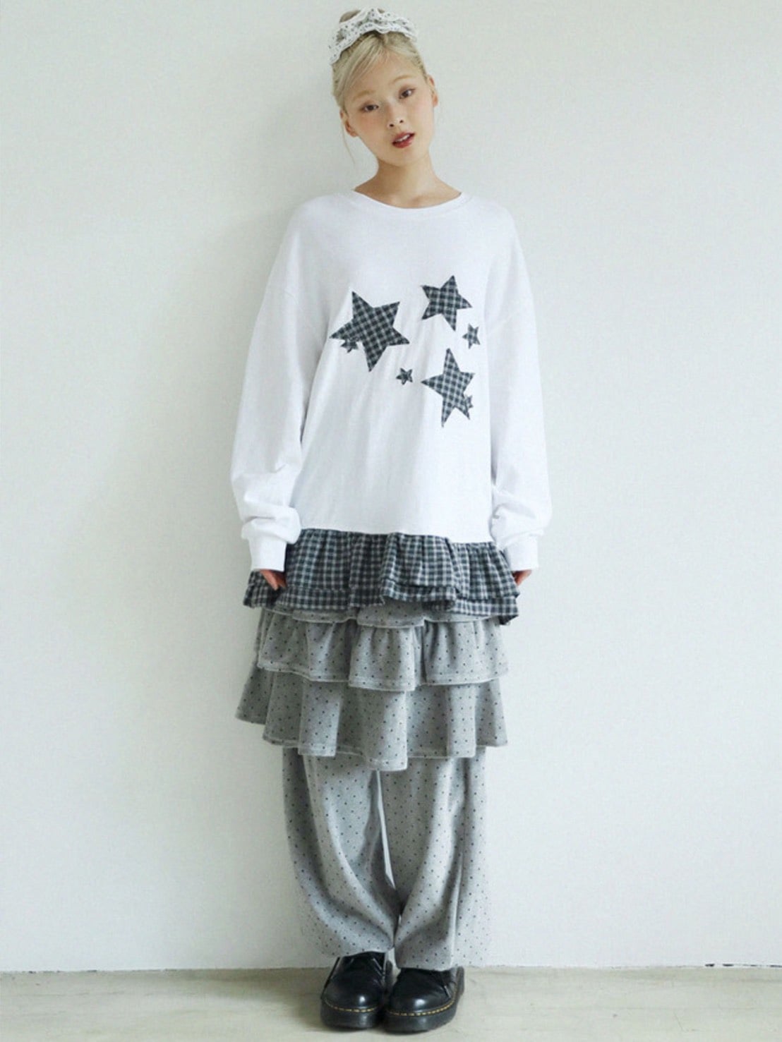 12/21 20:00 再販【Uglyshadow】STAR FRILL LONGSLEEVED T-SHIRT