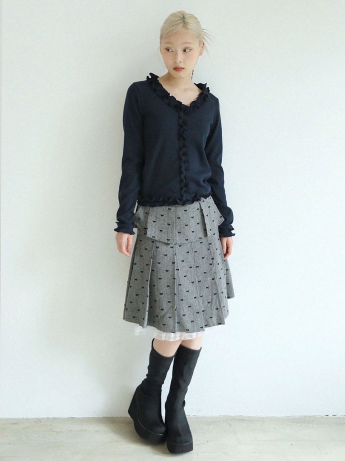 12/21 20:00 再販【Uglyshadow】RIBBON MIDI SKIRT