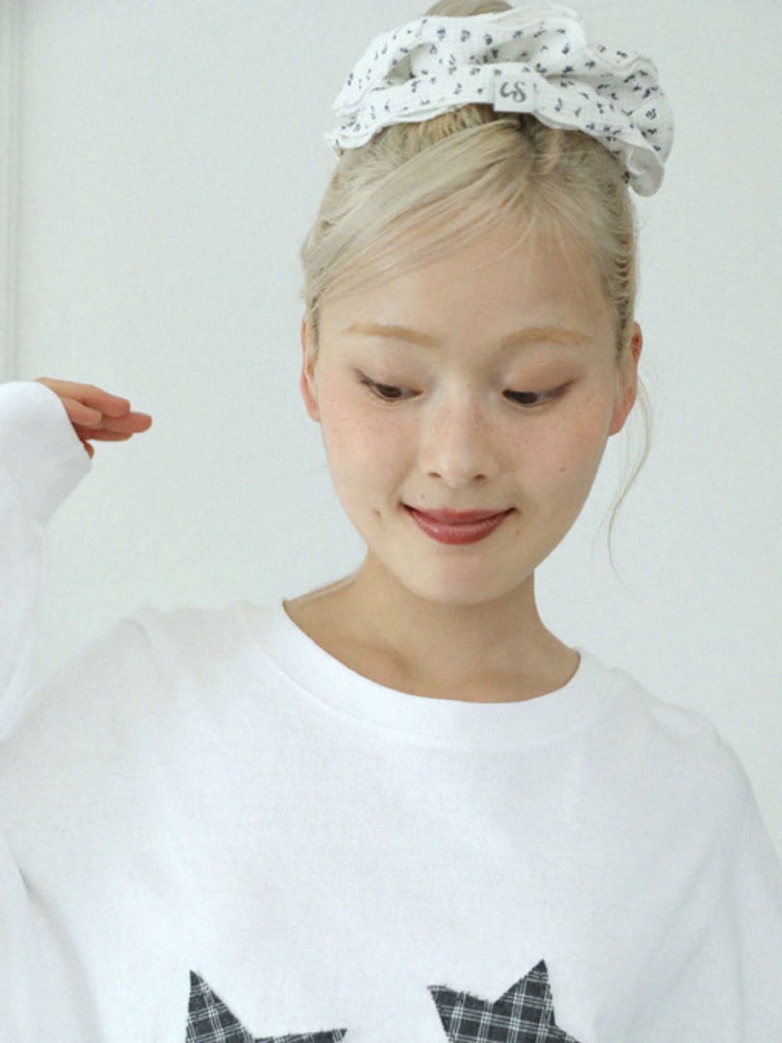 12/21 20:00 再販【Uglyshadow】FLOWER WAFFLE SCRUNCHIE