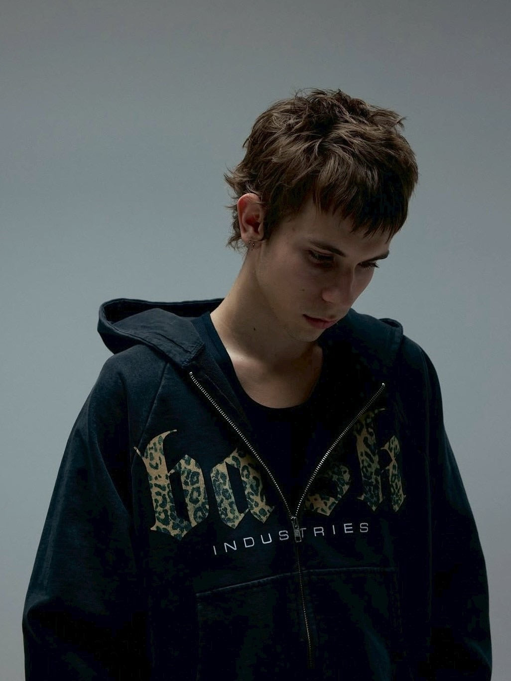 【BASKETCASE】INDUSTRIES, zip-up hoodie / 【バスケットケース】ロゴポケットジップパーカー