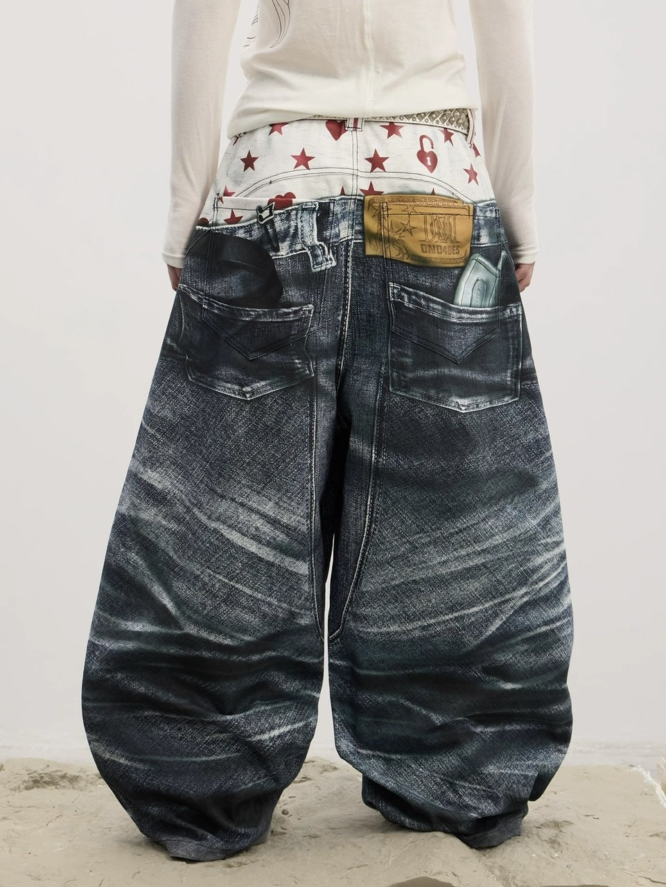 【DND4DES】Double Waist Badge All-Over Print Pants /【ディーエヌディーフォーデス】ダブルウエストプリントデニムパンツ