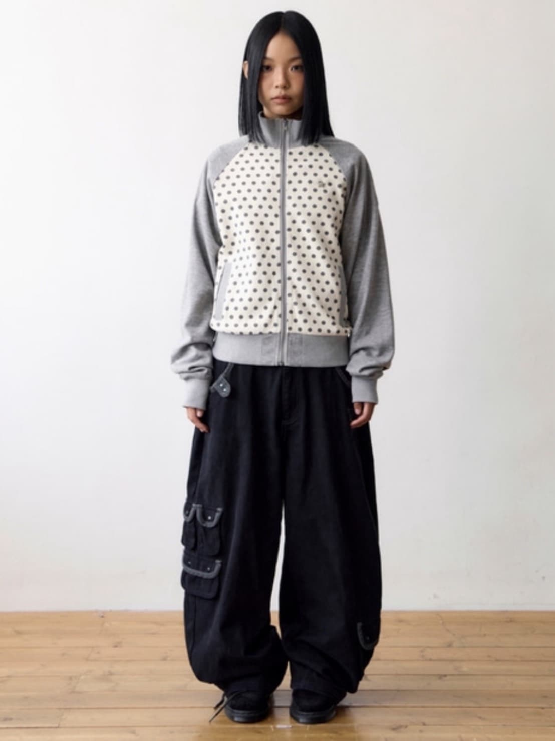 【THECOLDESTMOMENT】TCM dot raglan zip-up