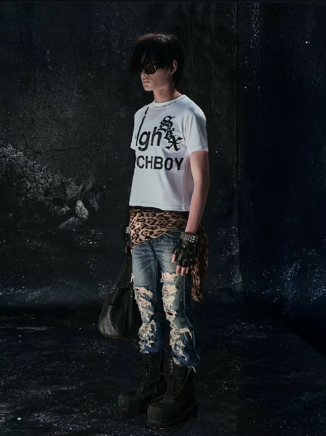 【Cozy world Wide】"BBY TECHB0Y" T SHIRT / 【コージーワールドワイド】ロゴグラフィック半袖Tシャツ