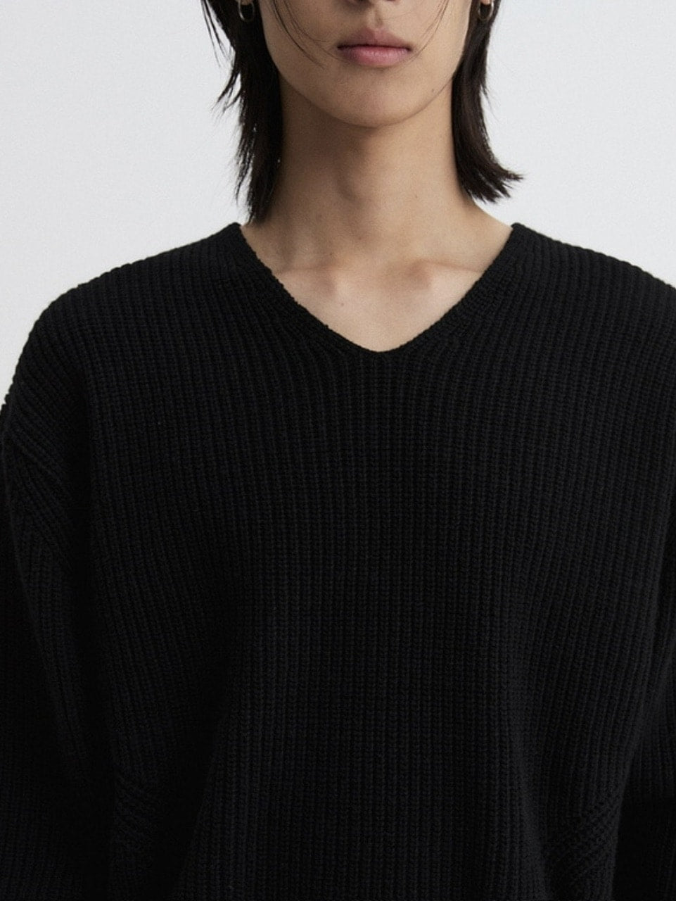 【DNSR】Legacy Wool V-Neck Knit
