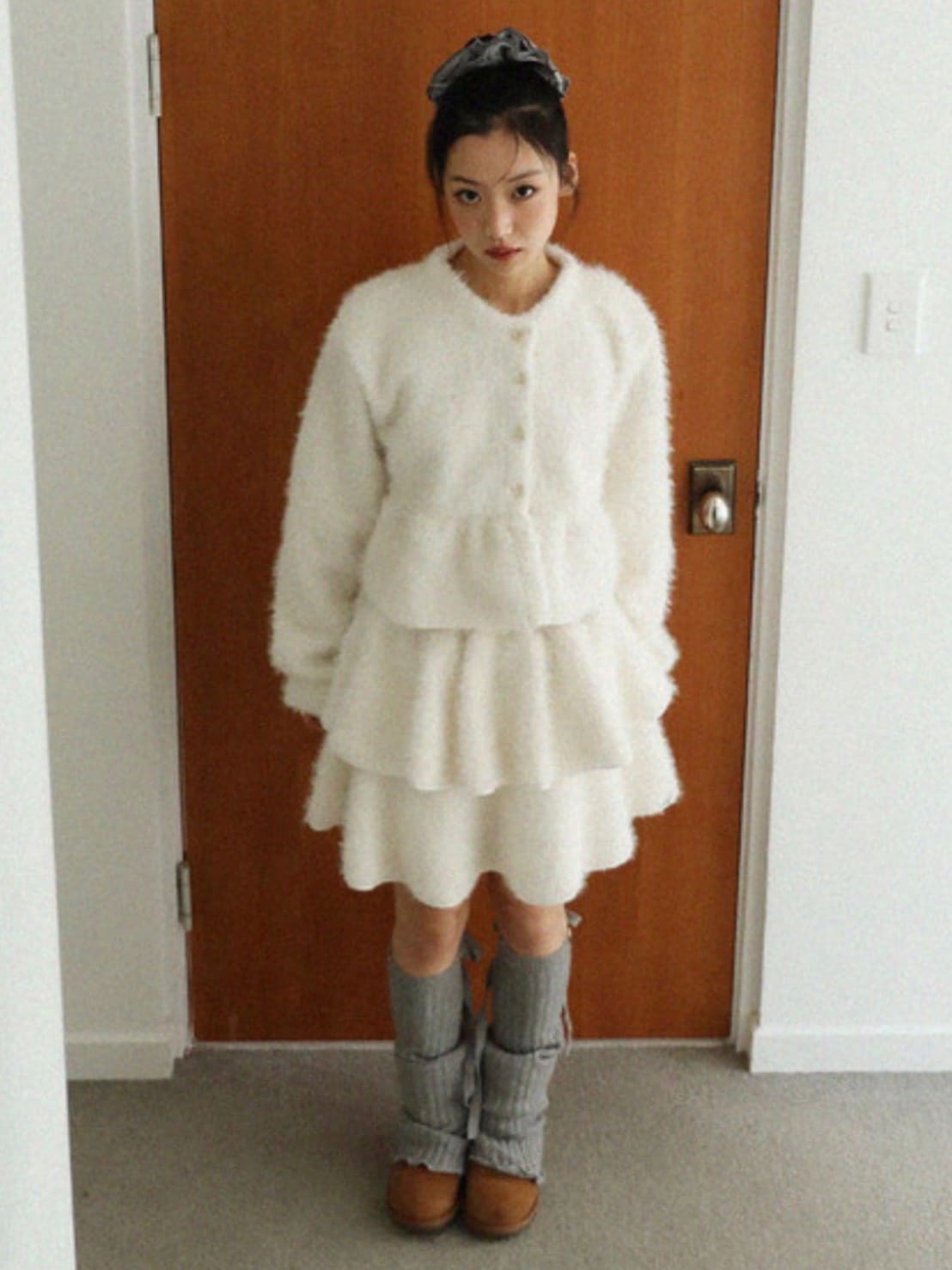 12/21 20:00 発売【Uglyshadow】BOUCLE RUFFLE KNIT CARDIGAN