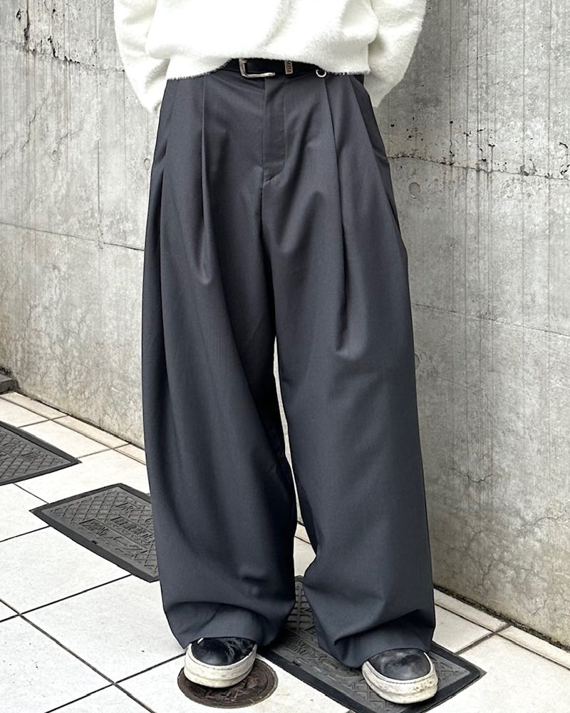 受注制【Chikashitsu +】two-tuck wide slacks / 【チカシツプラス】ツータックワイドスラックス (2color)