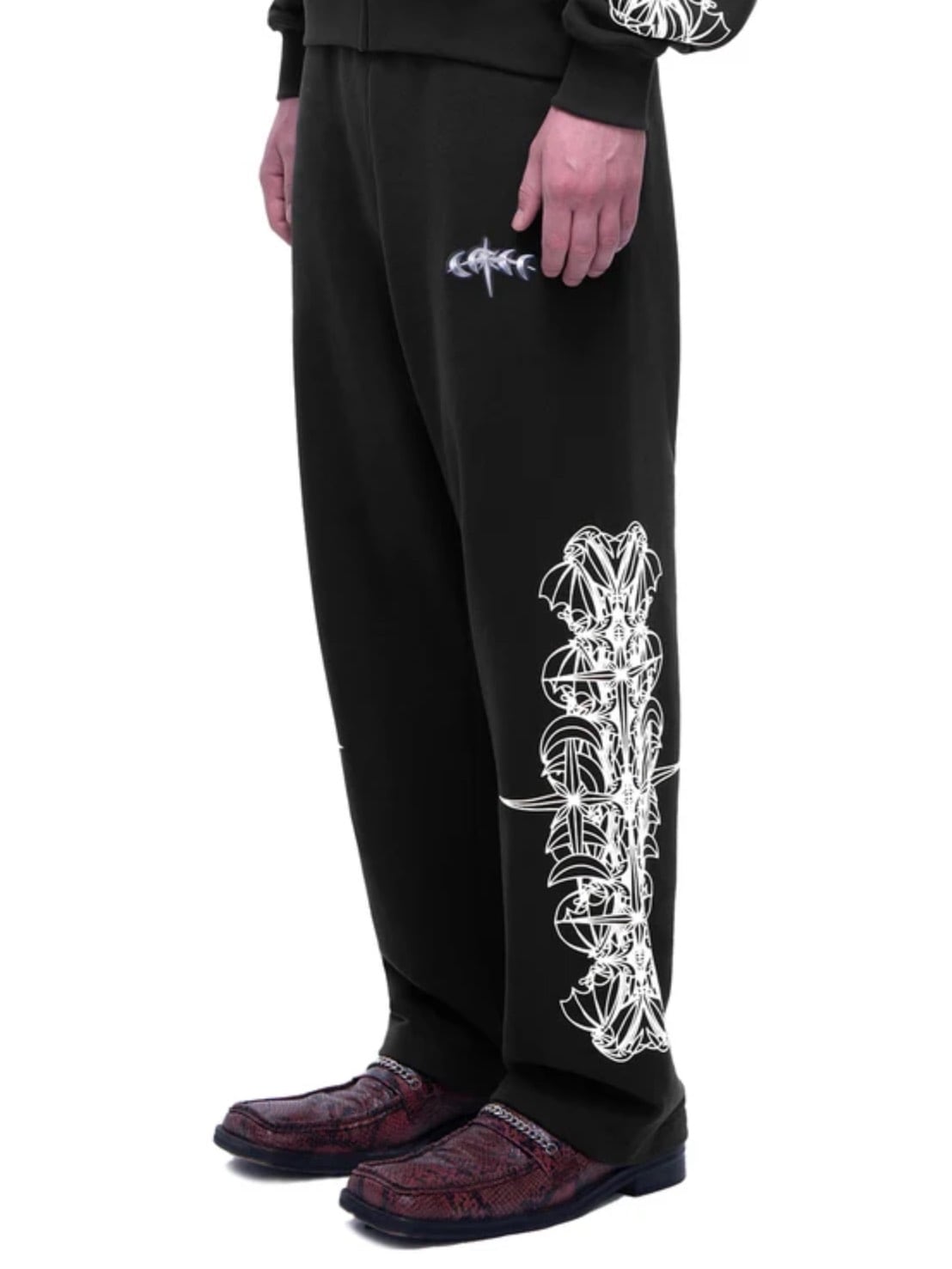 【The Boy Has No Patience】TBHNP LUMINOUS DAWN ASTRAL LOGO FLOCKED PANTS / 【ザボーイハズノーペーシェンス】アストラルロゴスウェットパンツ