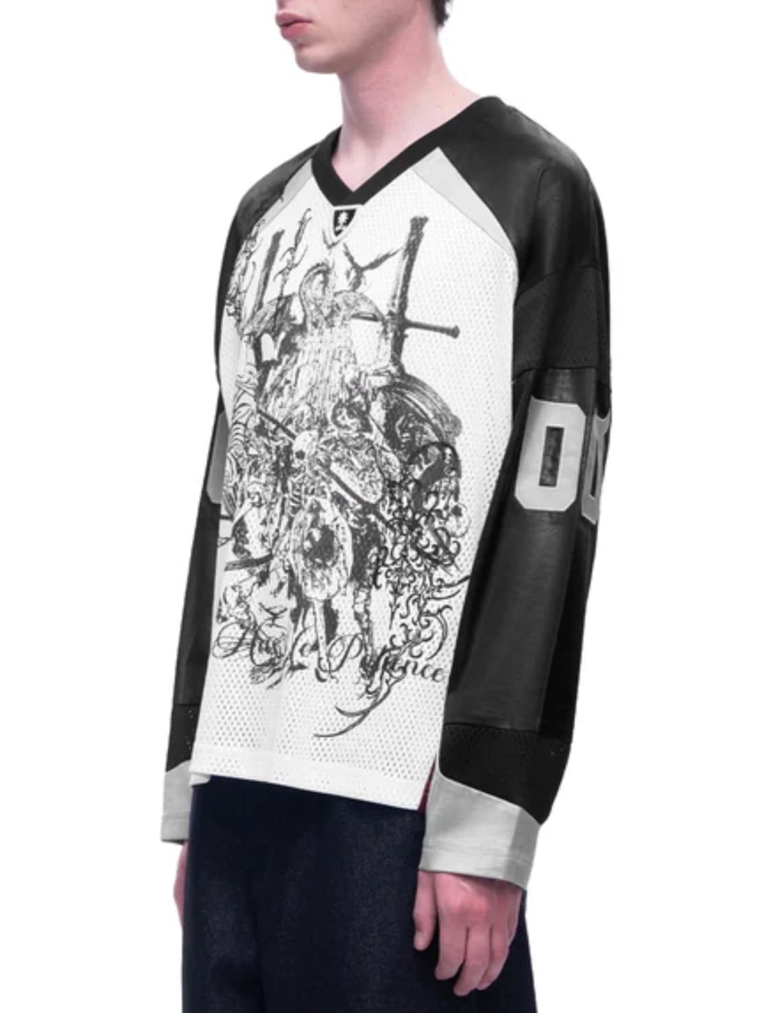 【The Boy Has No Patience】 TBHNP LUMINOUS DAWN SWORDSHIELD SPECTER PRINTED RUGBY L/S TEE / 【ザボーイハズノーペーシェンス】フロントプリントラグビー長袖Tシャツ