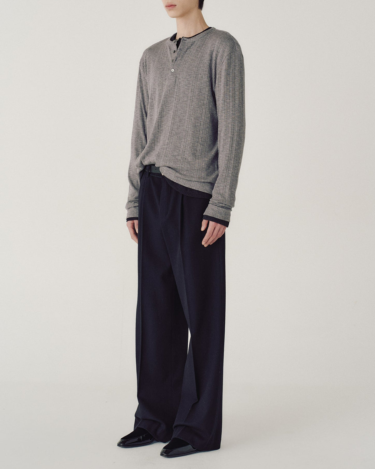 【MMIC】GRAIN HENLEY NECK