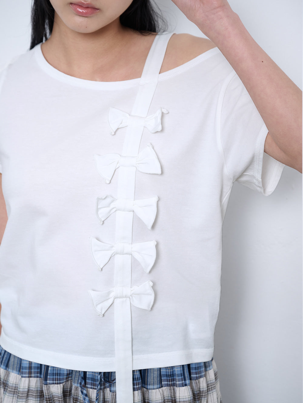 6/8 21:00発売【TUOMIO】RIBBON OFF SHOULDER T-SHIRT