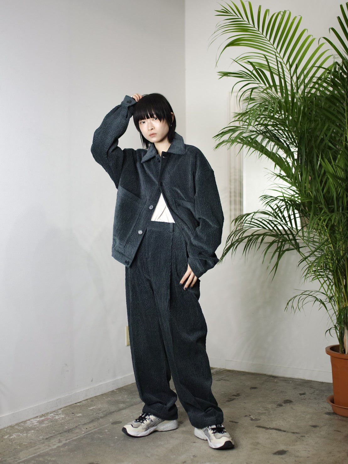 受注制【Chikashitsu +】set up design corduroy cropped jacket (3color)