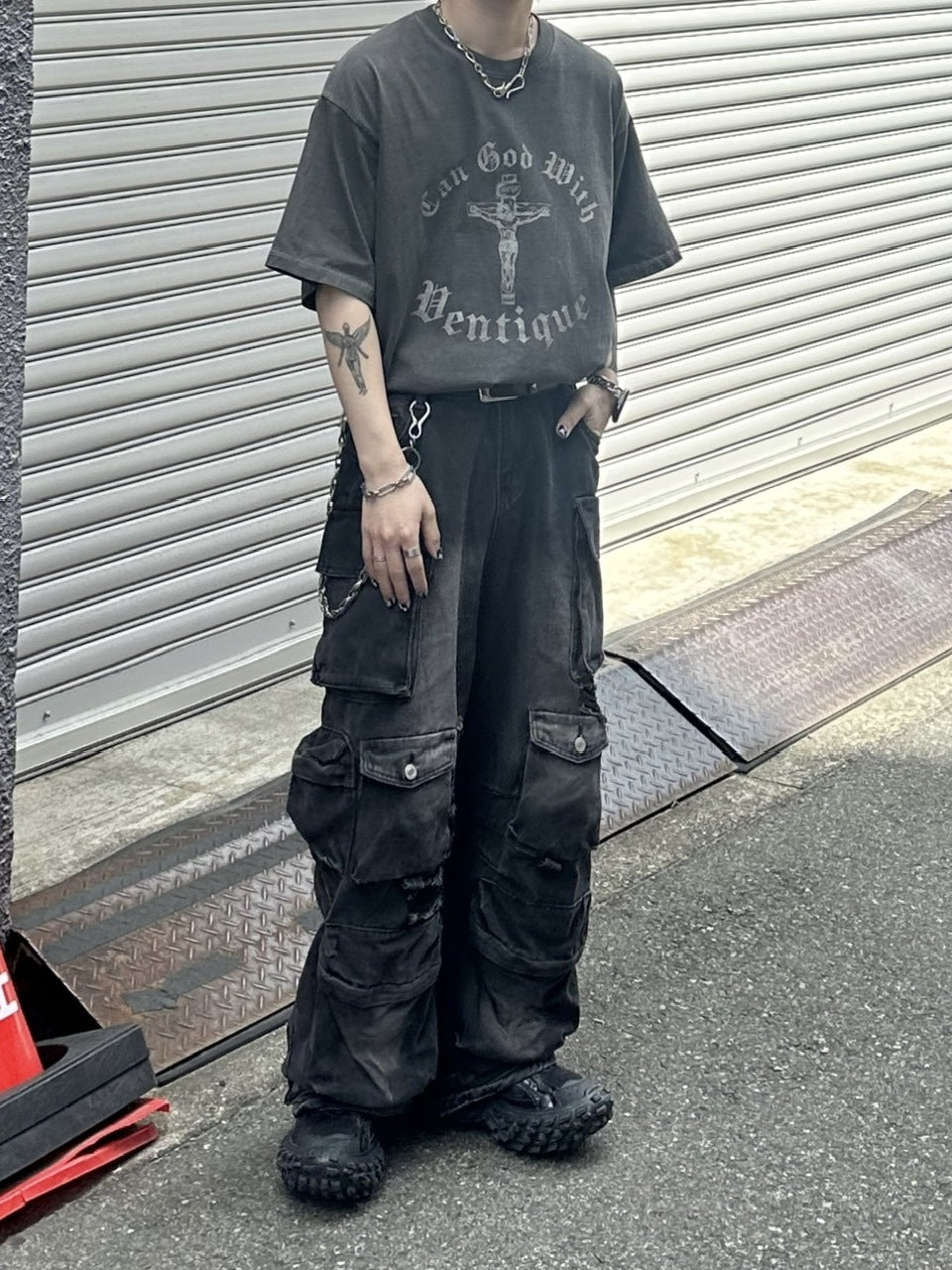 大阪店WEB限定【Chikashitsu +】box fit jesus t-shirt (2color)