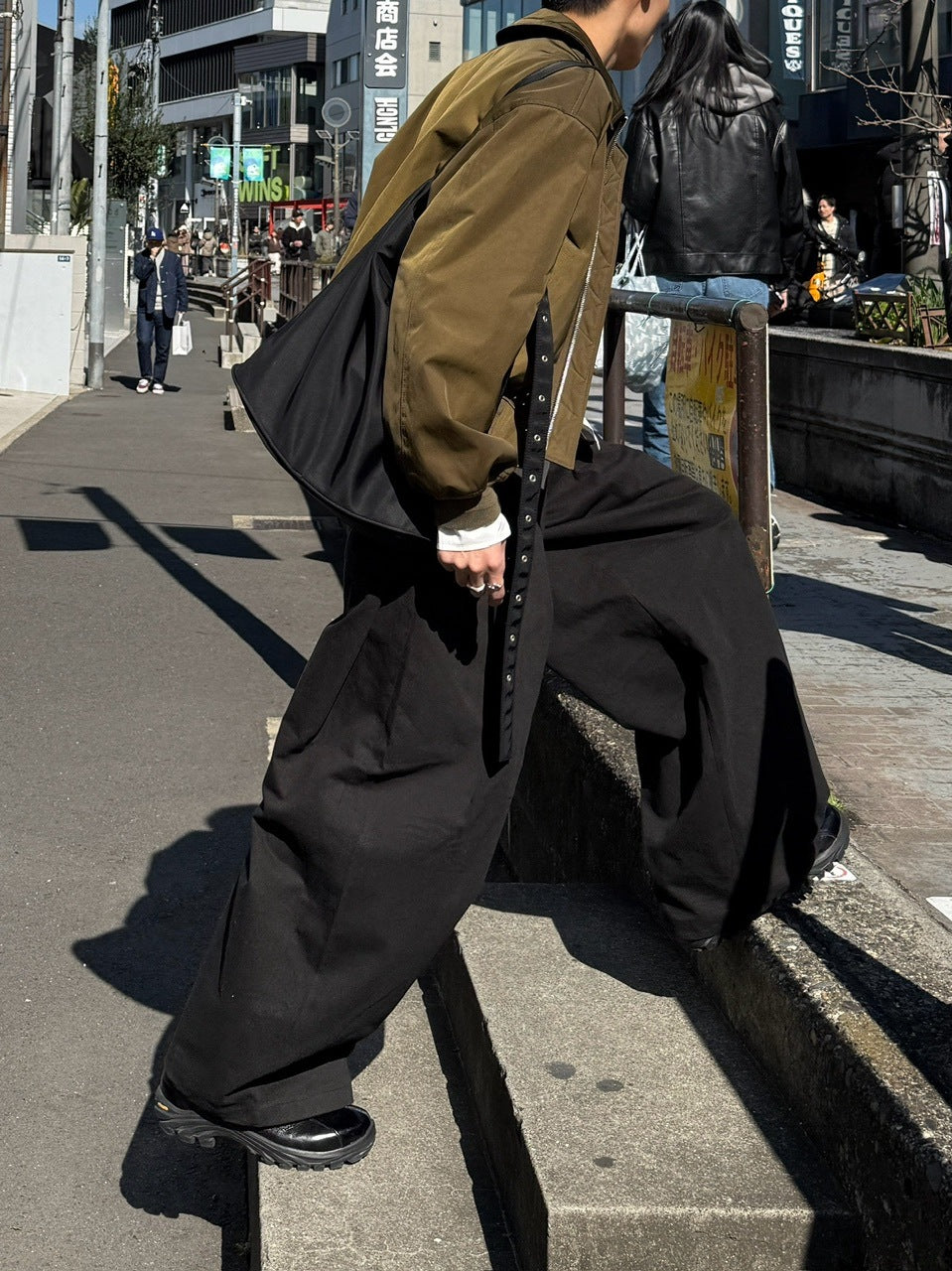 東京店WEB限定受注制【Chikashitsu +】deep tuck cotton wide slacks (3color)