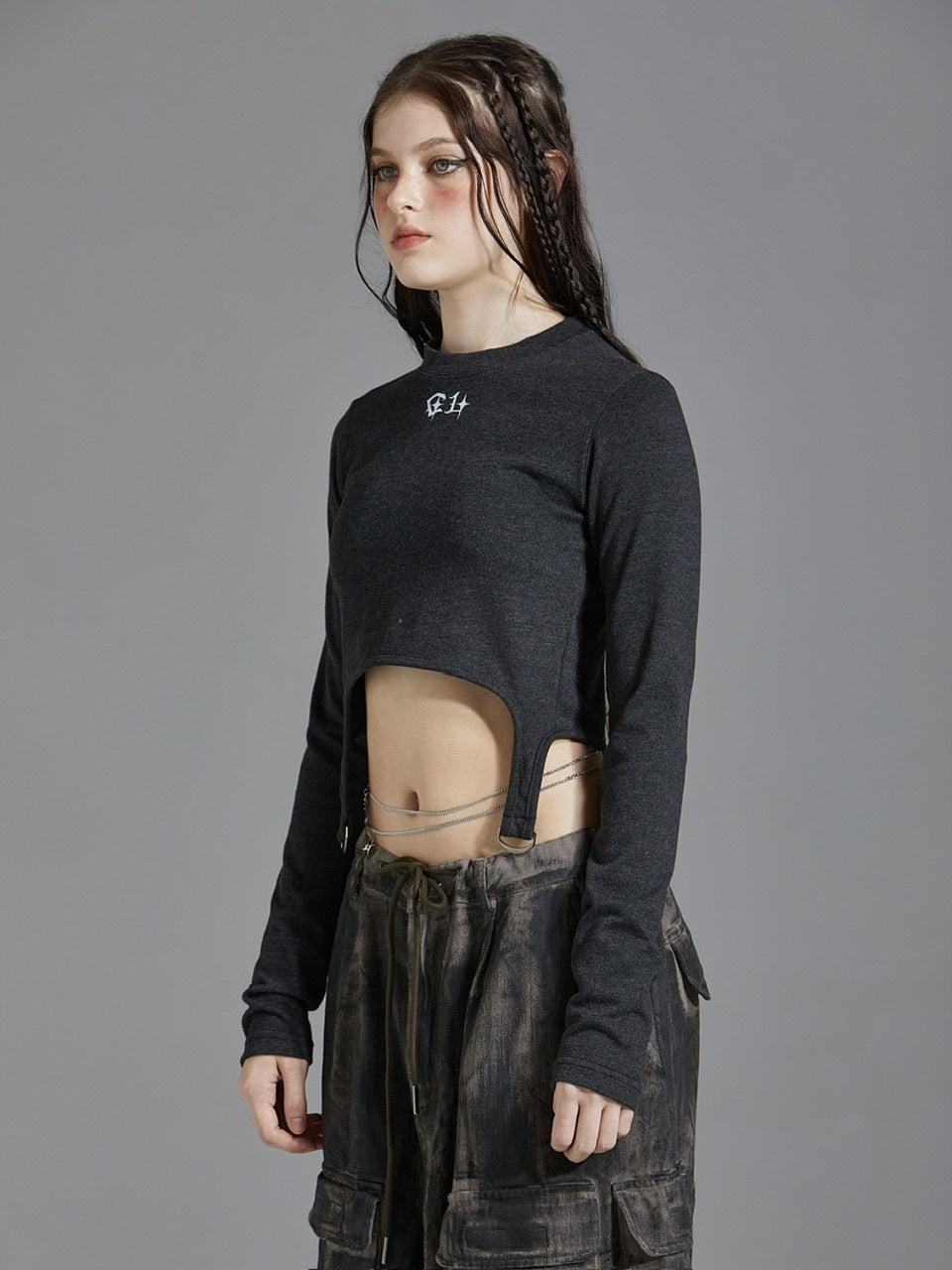 【GATELESS】DOUBLE RING CROPPED T-SHIRT