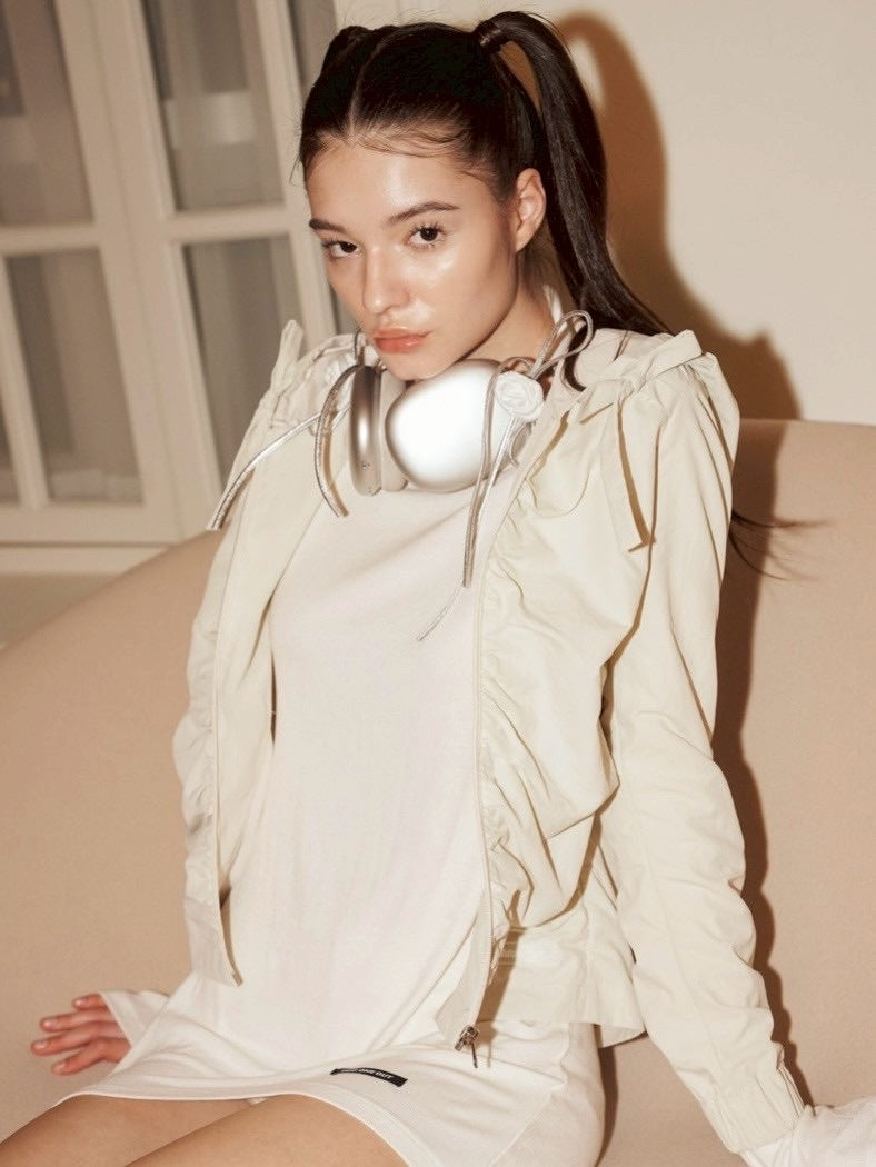 【ODDONEOUT】SHIRRING HOODIE JUMPER / 【オッドワンアウト】シャーリングフードジャンパー