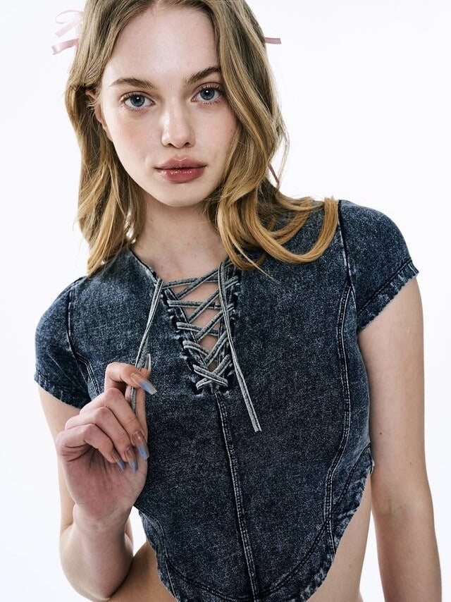 【ODDONEOUT】Washing denim Vneck top / 【オッドワンアウト】ウォッシングデニムVネック半袖Tトップス