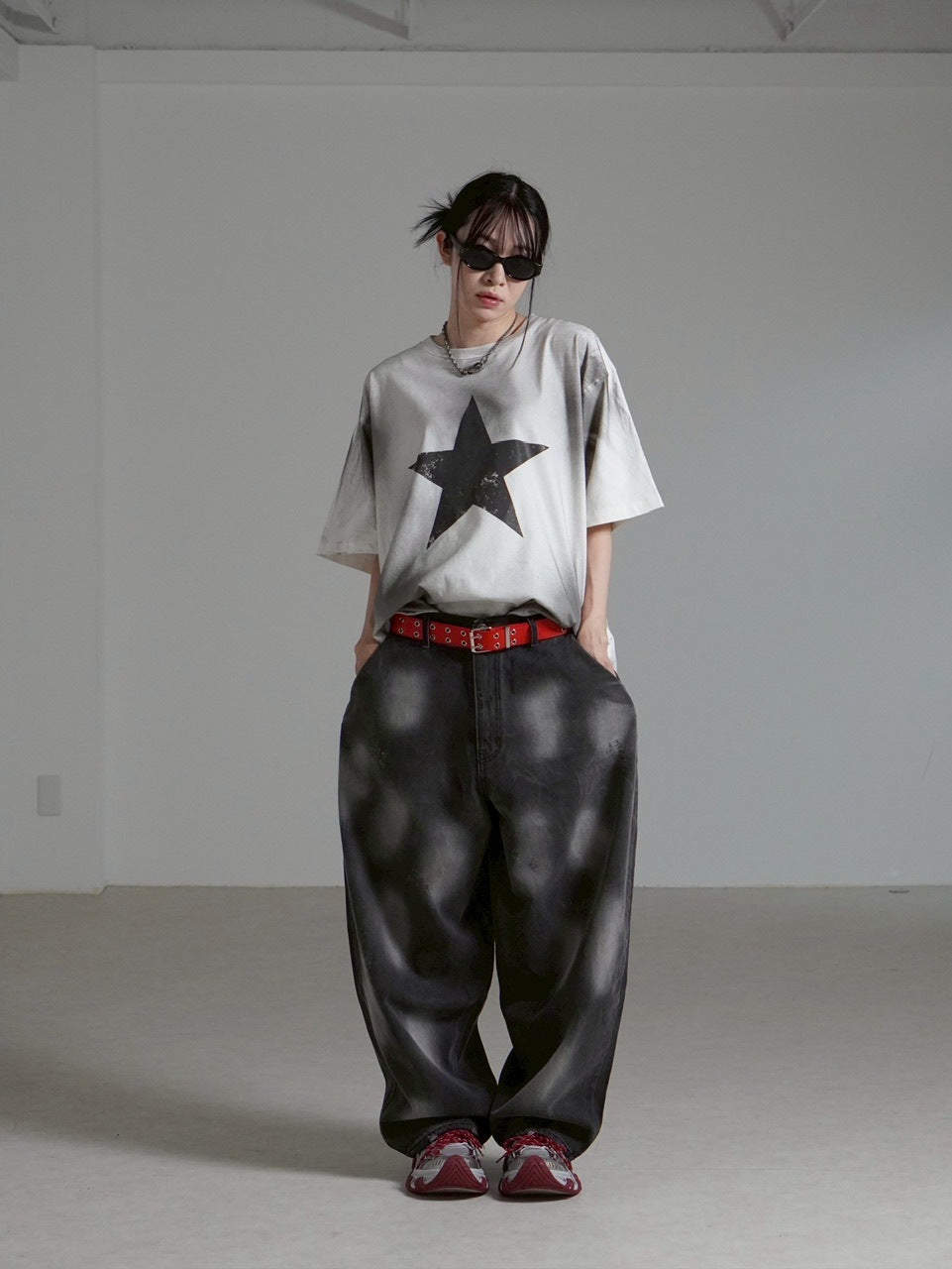 受注制【Chikashitsu +】pigment big star t-shirt (2color) / 【チカシツプラス】ピグメントビッグスタープリント半袖Tシャツ
