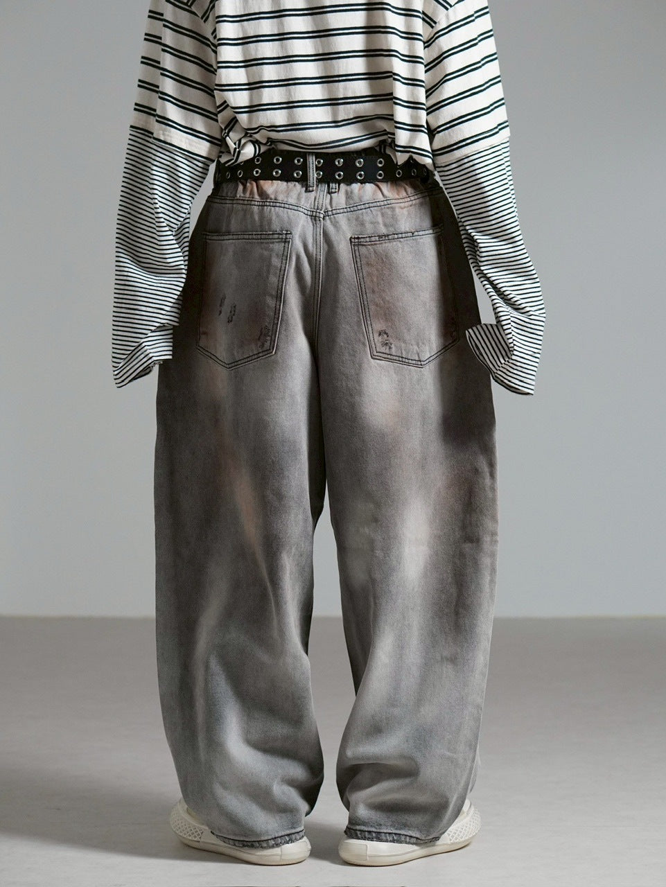 【Chikashitsu +】point wash balloon denim pants (2color) / 【チカシツプラス】ポイントウォッシングバルーンデニムパンツ