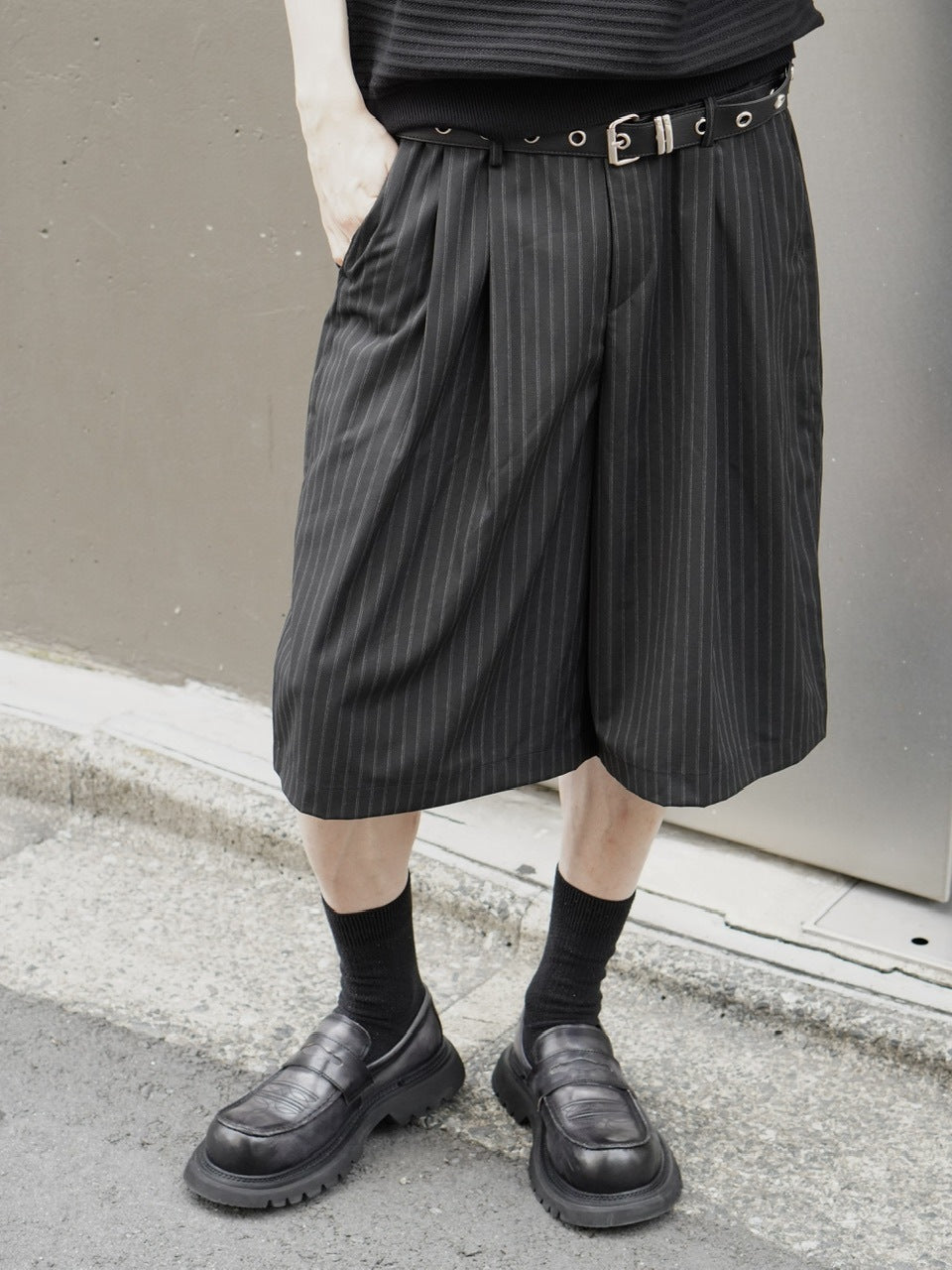 東京店WEB限定受注制【Chikashitsu +】stripe bermuda pants (2color)