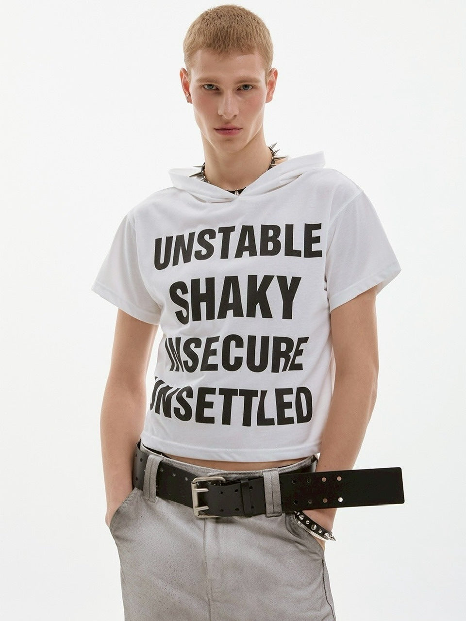 【ESC STUDIO】quadruple shaky hoodie / 【イーエスシーステュディオ】クアドルプルシャイキーロゴフード付き半袖Tシャツ