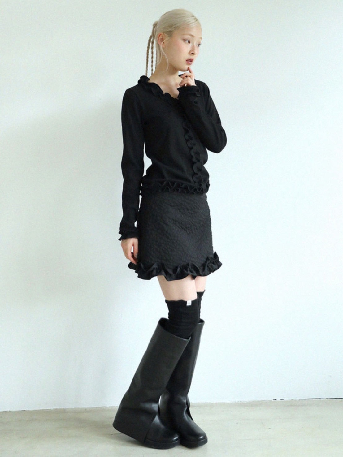 12/21 20:00 再販【Uglyshadow】RUFFLE RIBBED T-SHIRT