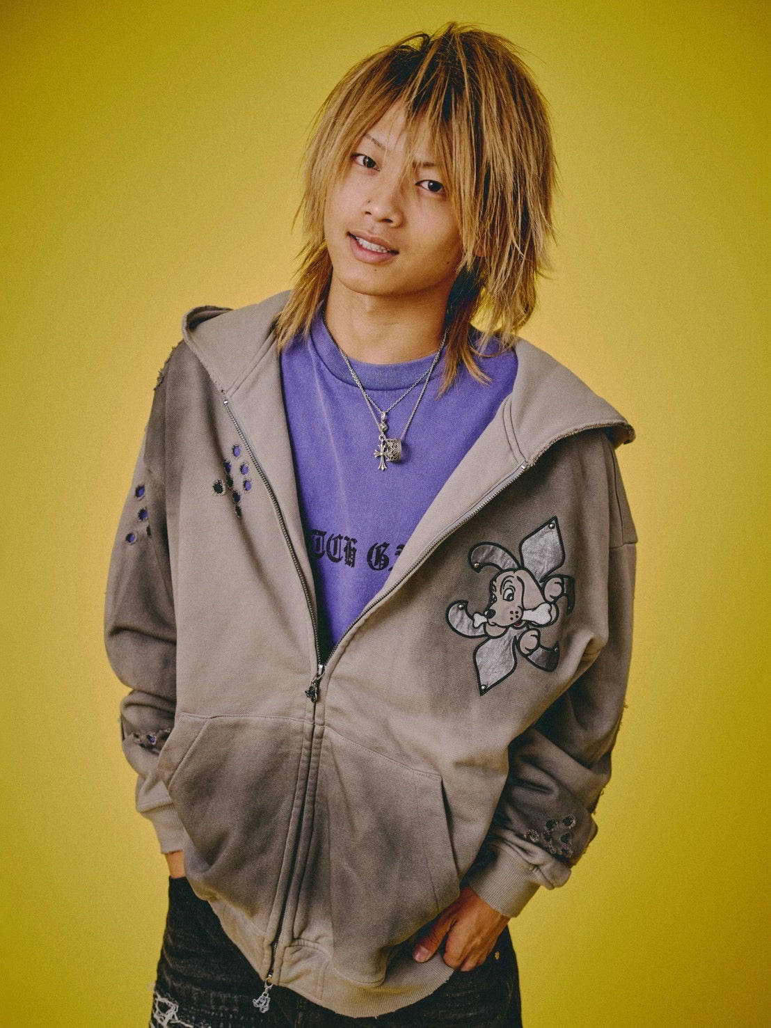 【GALFY】ぼろぼろロゴ百合の紋パーカー