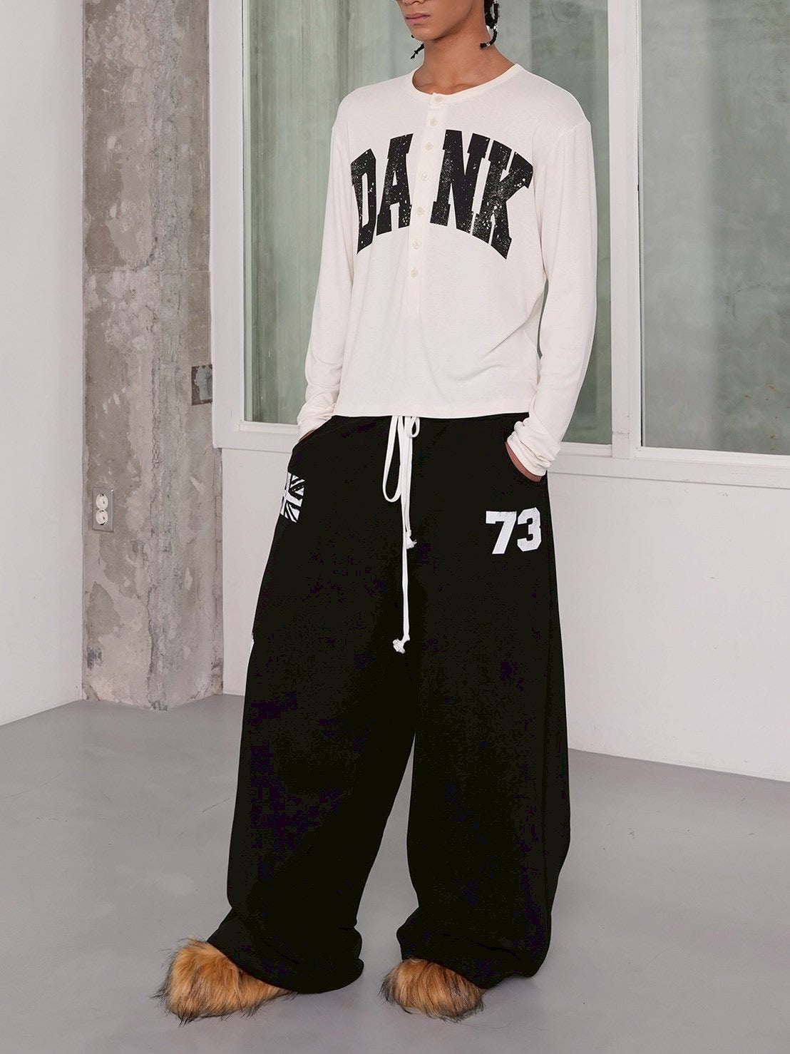 【ESC STUDIO】Lucky Cheeky sweat pants