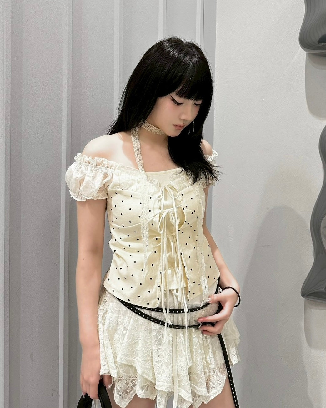 【nmtc+】Dot Lace Ribbon Blouse (2color)