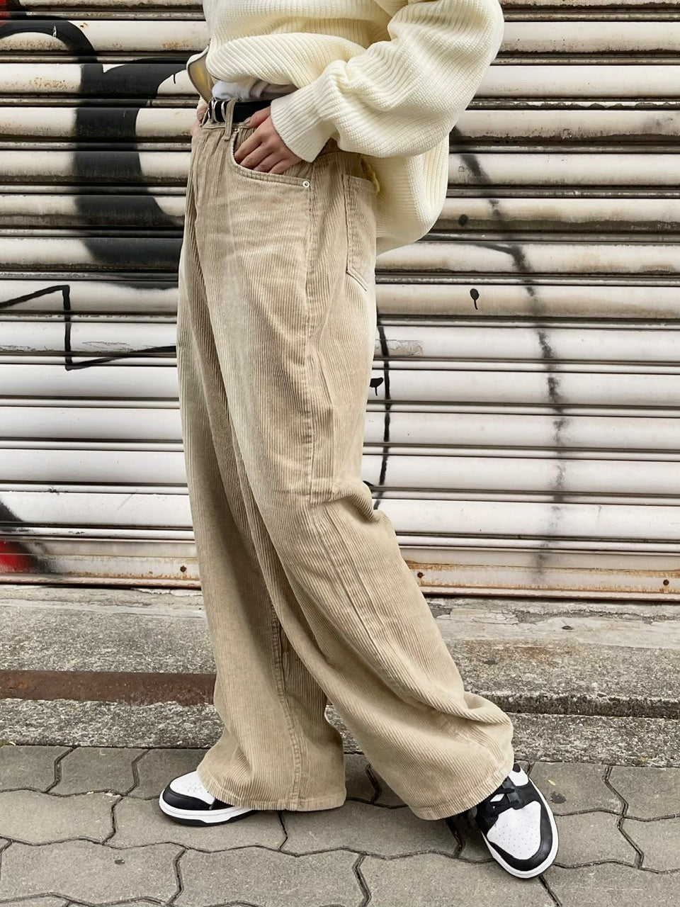 受注制【Chikashitsu +】vintage wash wide corduroy pants (2color)