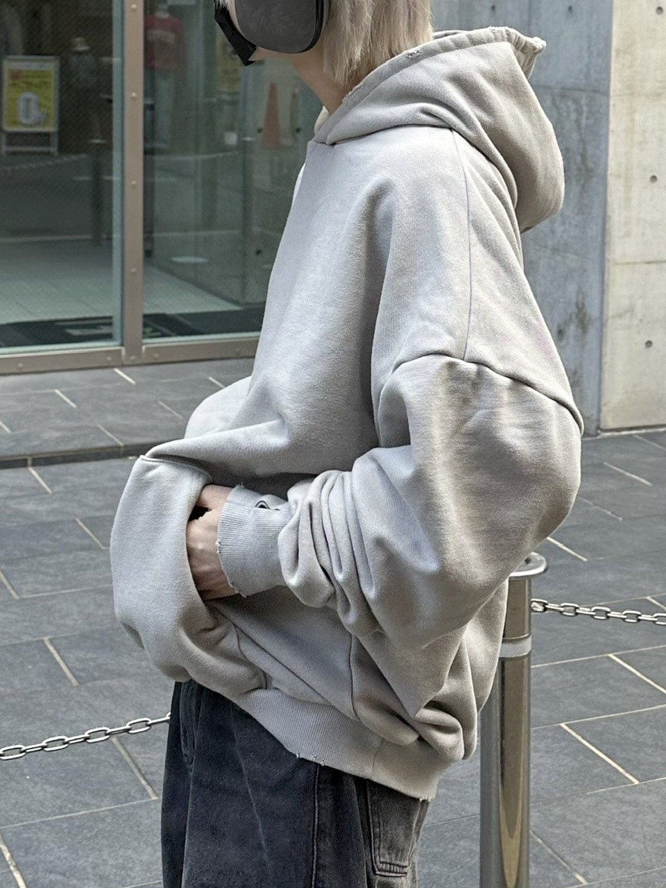 大阪店WEB限定【Chikashitsu +】damage arm warmer hoodie (3color)