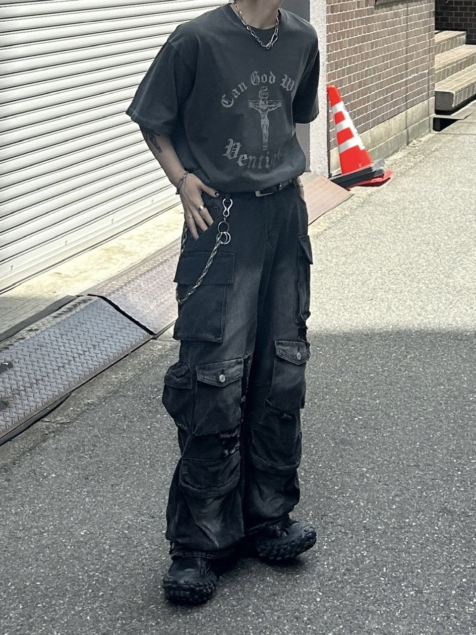 大阪店WEB限定【Chikashitsu +】box fit jesus t-shirt (2color)