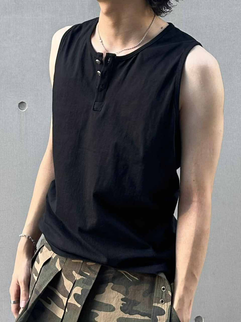 【Chikashitsu +】henry neck sleeveless (3color) / 【チカシツプラス】ヘンリーネックタンクトップ