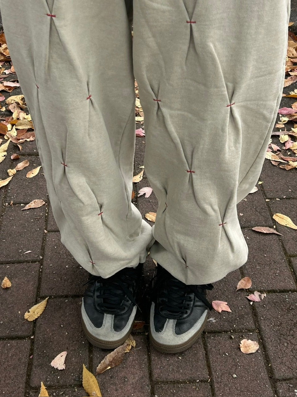 受注制【Chikashitsu +】stitch design sweat pants (3color)