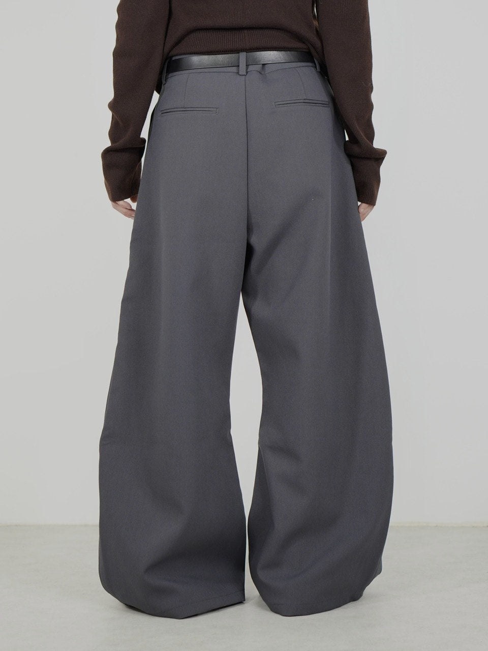 受注制【Chikashitsu +】side design wide slacks (2color)