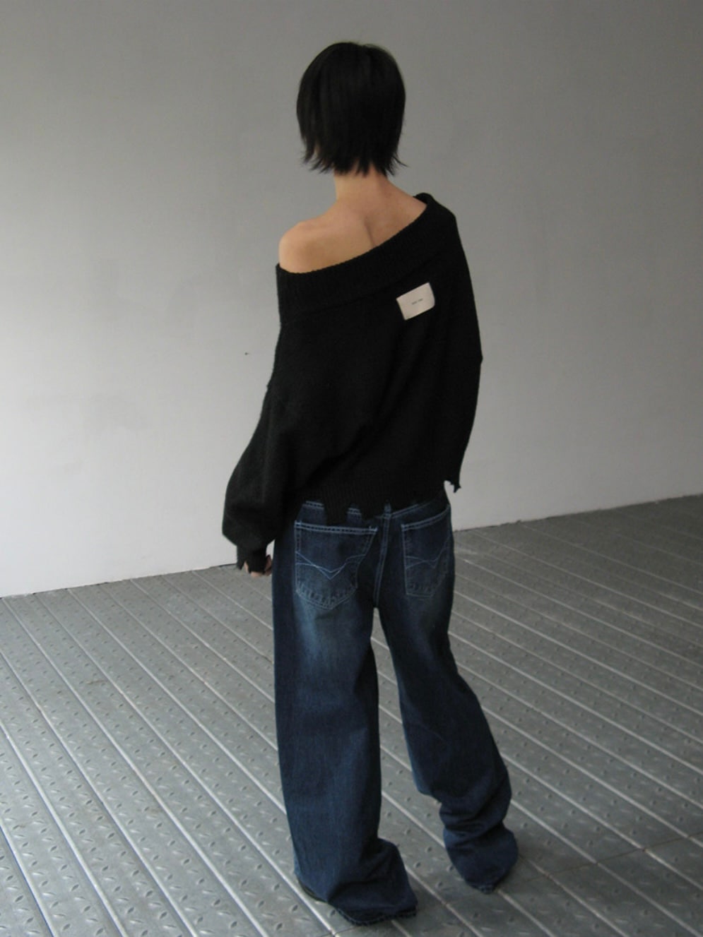 【ROCK CAKE】Off Shoulder Damaged Knit
