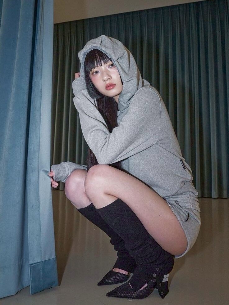 【ODDONEOUT】TUCK HOODIE / 【オッドワンアウト】タックフード長袖パーカー