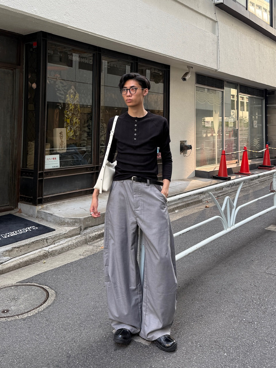 東京店WEB限定受注制【Chikashitsu +】one tuck balloon slacks / 【チカシツプラス】ワンタックバルーンスラックス (2color)