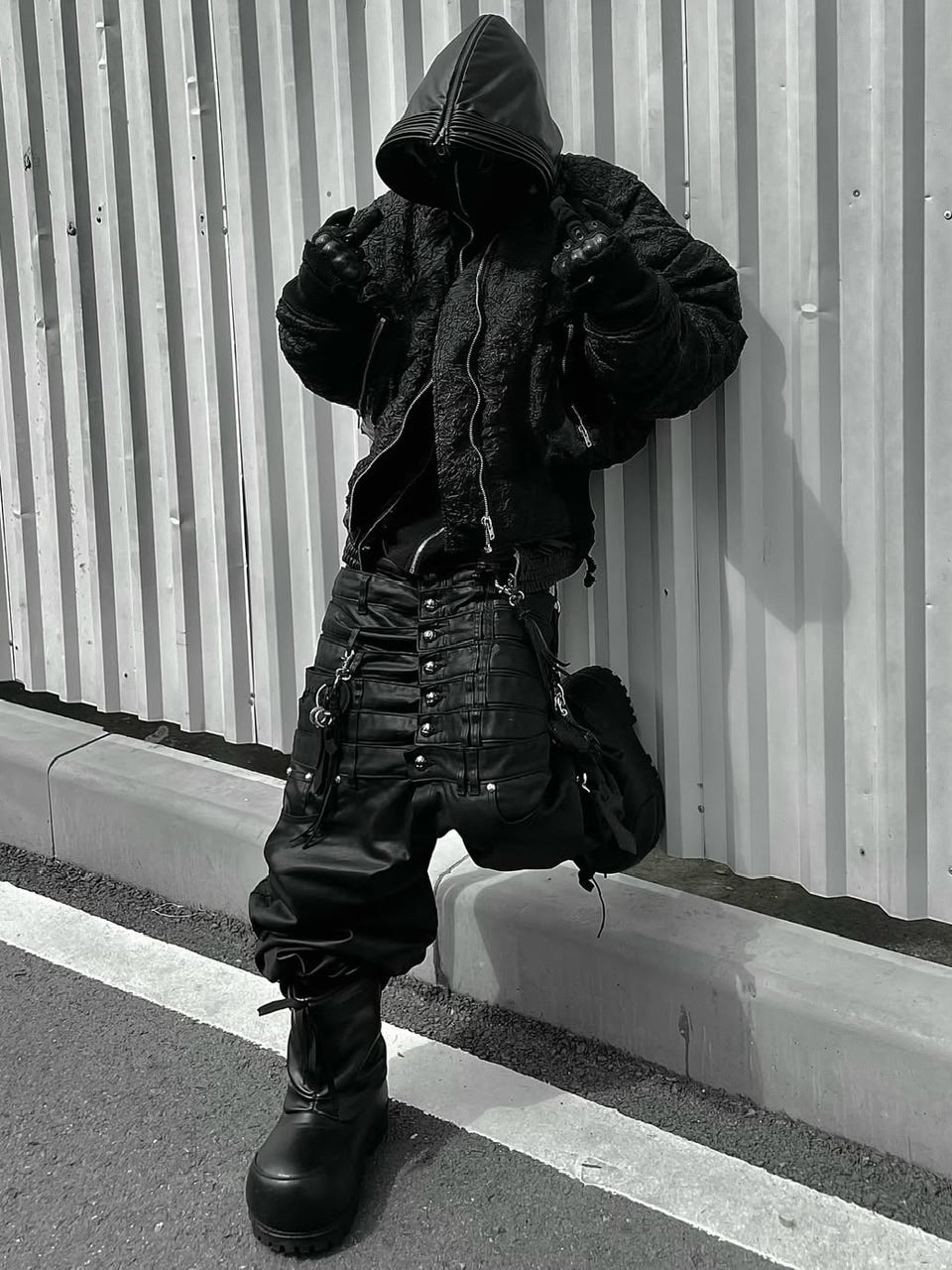 【UNIZ】8 Backs J-Cut Pants / 【ユニズ】ダーティーライクレイヤードバルーンデニムパンツ