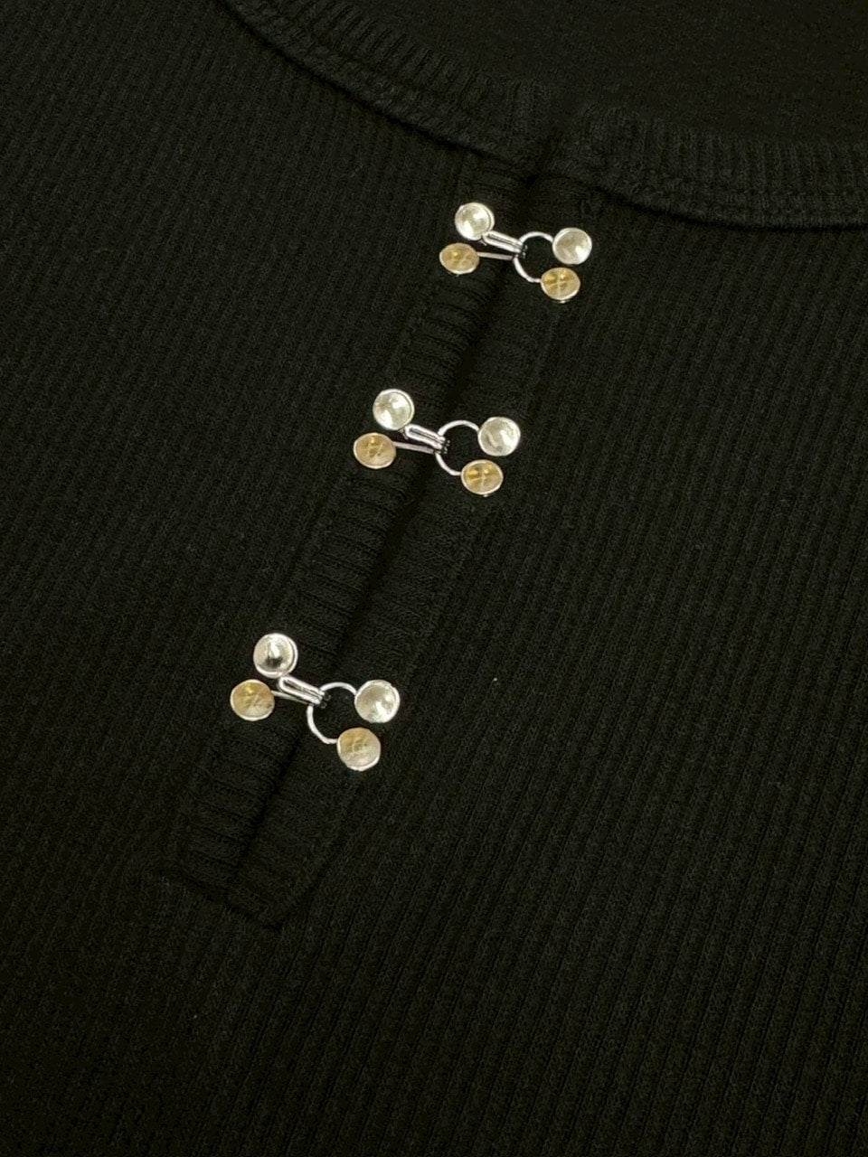 受注制【Chikashitsu +】front hook long sleeve knit / 【チカシツプラス】フロントフック長袖ニット (4color)