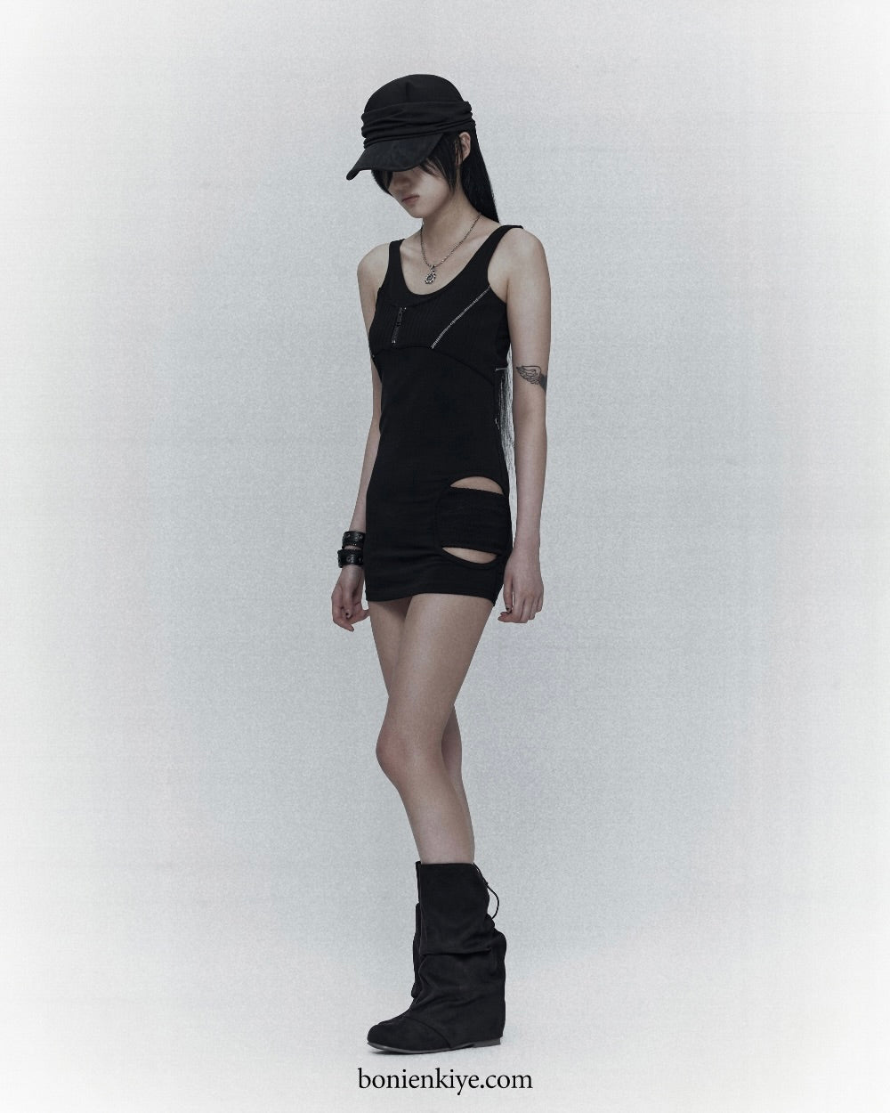 【bonienkiye】Side-Cutout Mini Dress