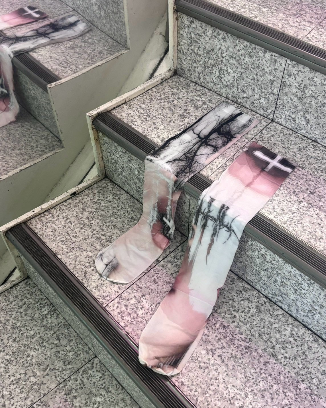 国際配送【BABY09】forbidden angel socks