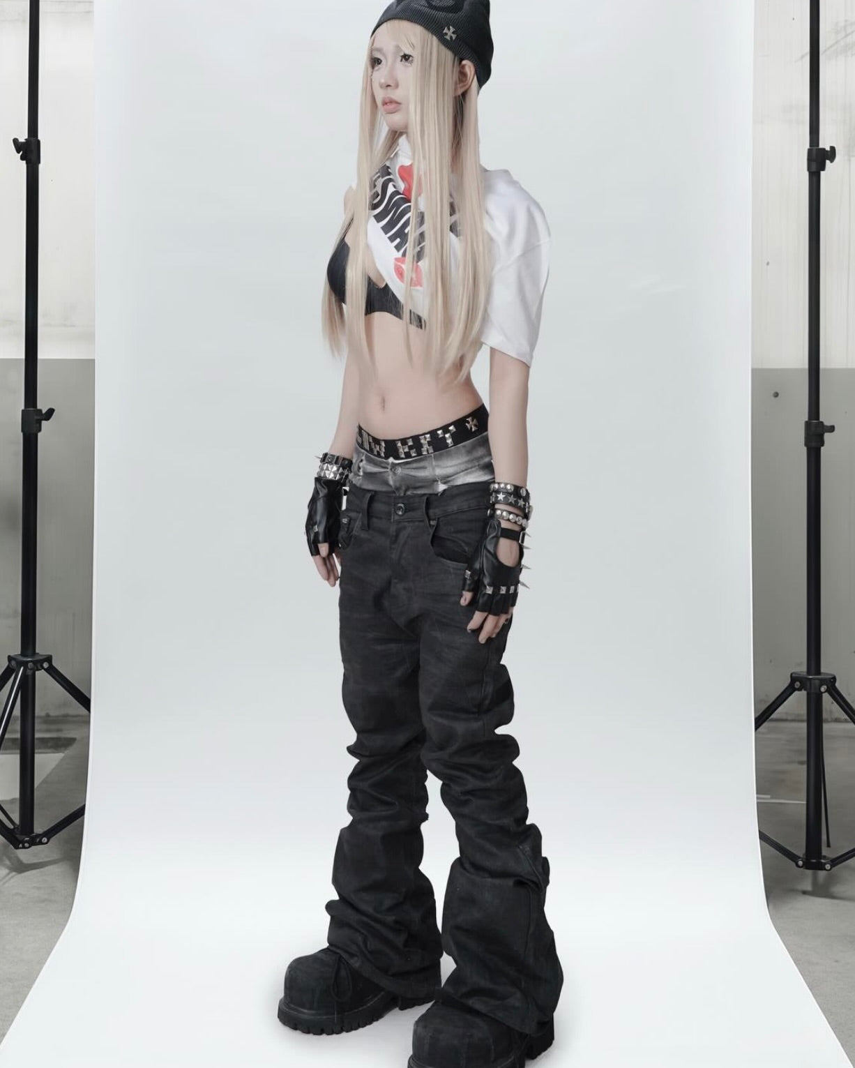 【LOWKEY CLUB】GIRL MY SWAG TEE