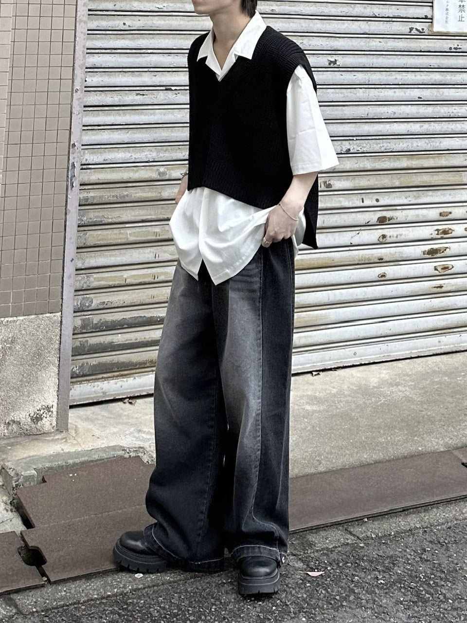 大阪店WEB限定受注制【Chikashitsu +】cropped box vest (2color)