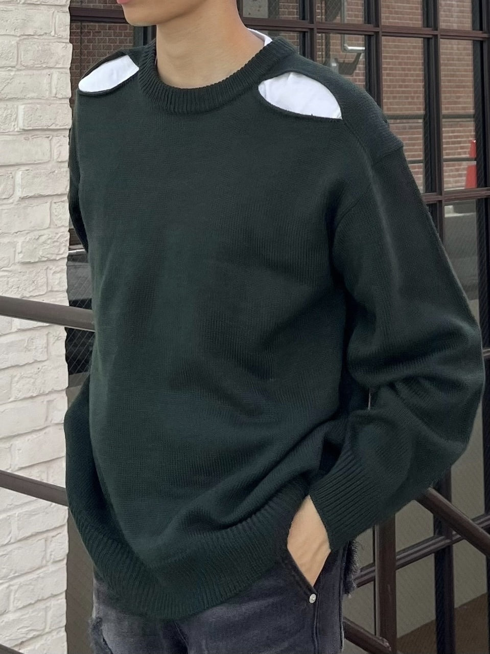 受注制【Chikashitsu +】shoulder slit knit (4color)