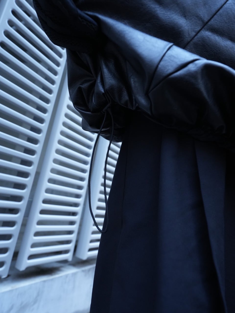 【DIG YOUR OWN GRAVE】star leather vest (2color)