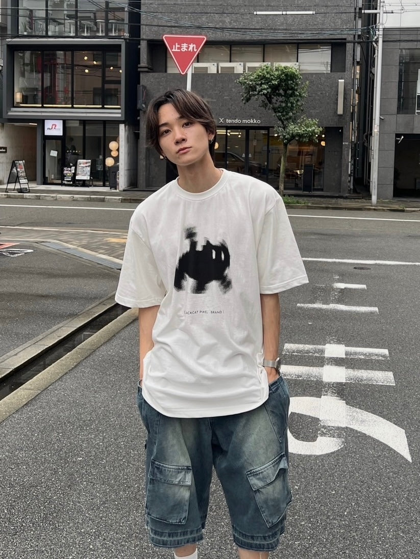 大阪店WEB限定【Chikashitsu +】oversized pixel cats t-shirt (2color)