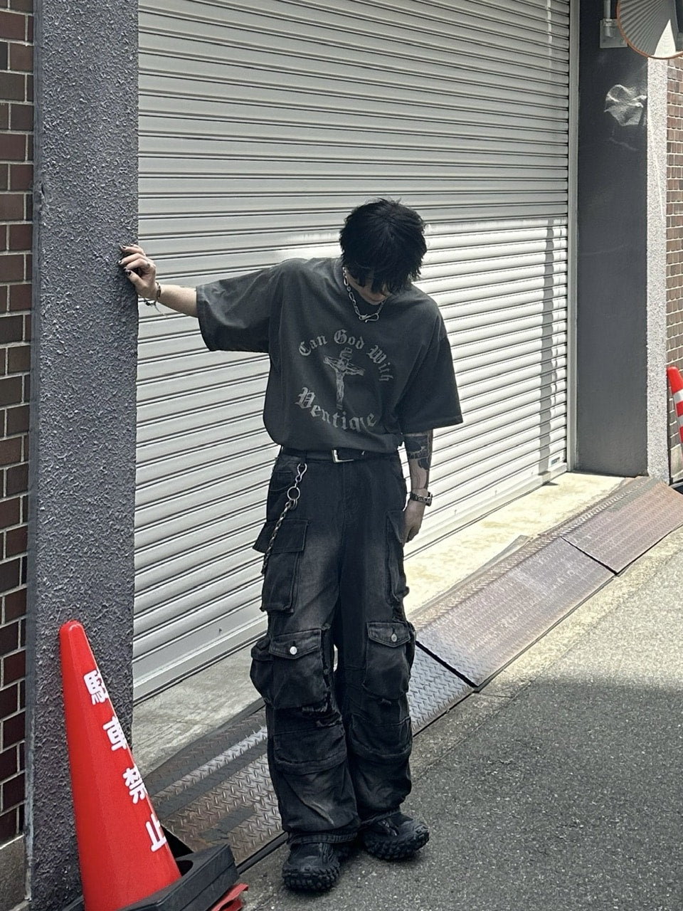 大阪店WEB限定【Chikashitsu +】box fit jesus t-shirt (2color)