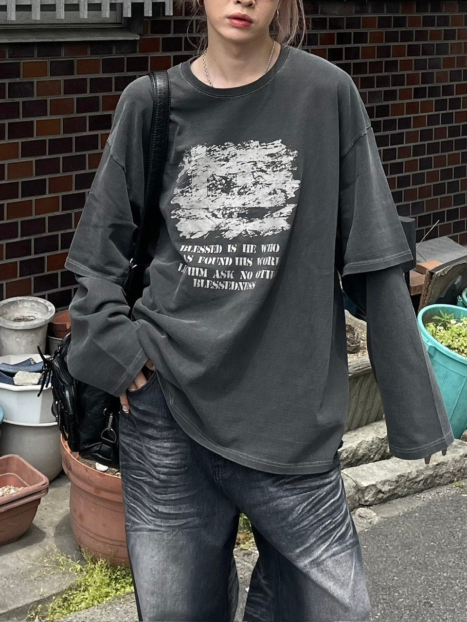 【Chikashitsu +】layered graphic long sleeve (2color) / 【チカシツプラス】レイヤードグラフィックプリント長袖Tシャツ