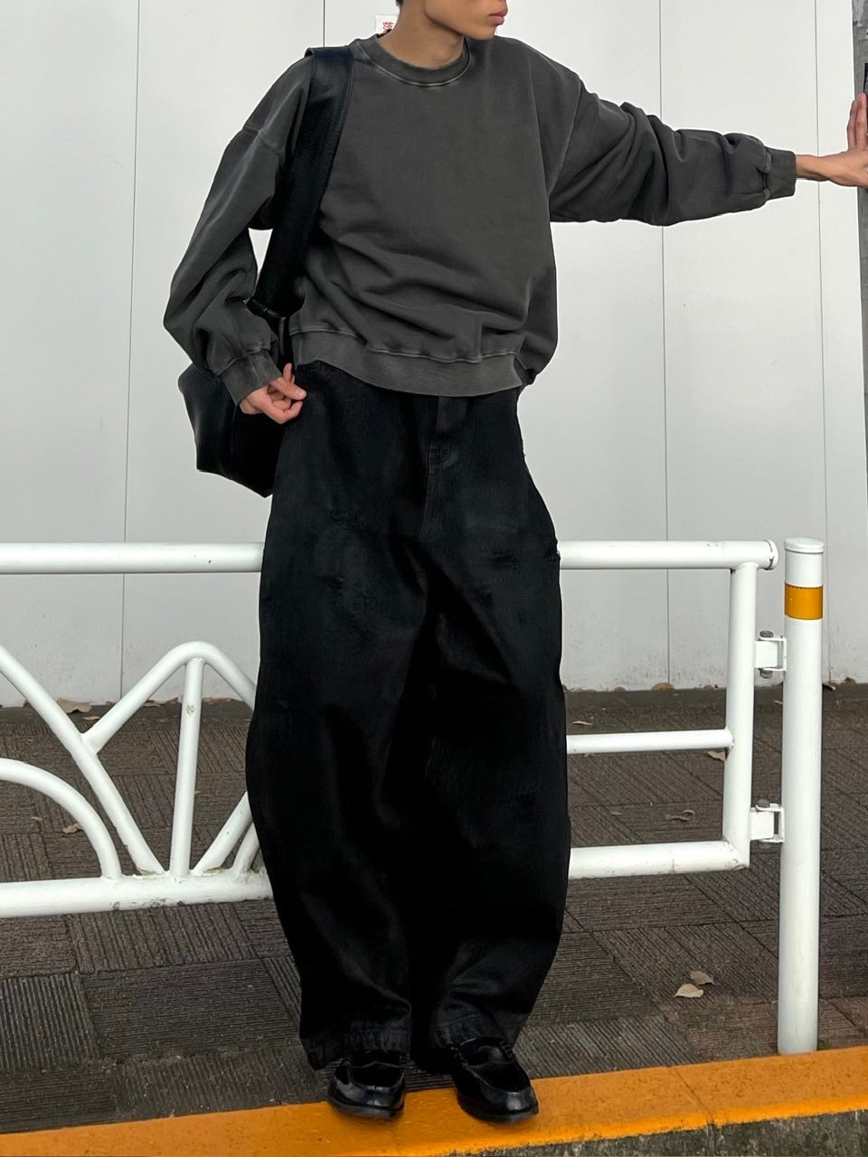 受注制【Chikashitsu +】cropped washing sweat (4color) / 【チカシツプラス】ウォッシングクロップ長袖スウェットシャツ